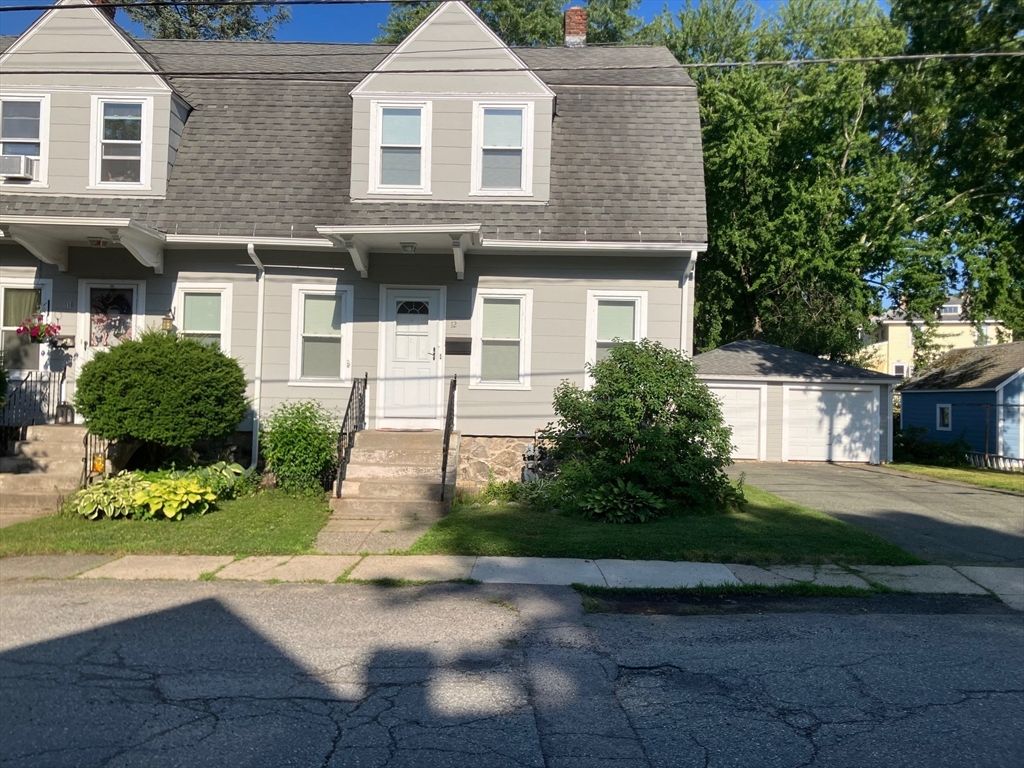 12 Hayes 12, Maynard, MA 01754