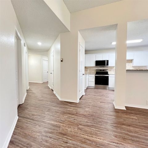 1715 Citadel Drive, Glenn Heights, TX 75154