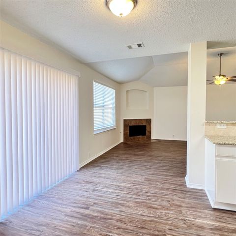 1715 Citadel Drive, Glenn Heights, TX 75154