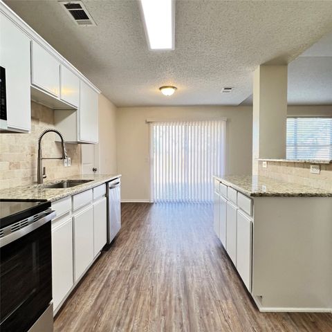 1715 Citadel Drive, Glenn Heights, TX 75154