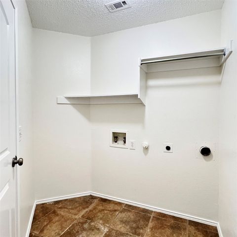 1715 Citadel Drive, Glenn Heights, TX 75154