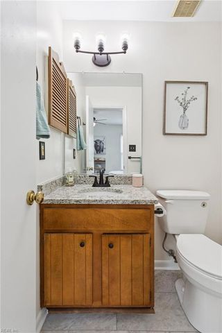 16 Bayview Court, Hampton, VA 23664