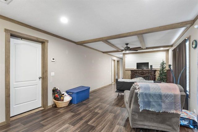 206 PARK AVENUE, Electra, TX 76360