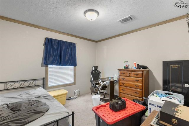 206 PARK AVENUE, Electra, TX 76360