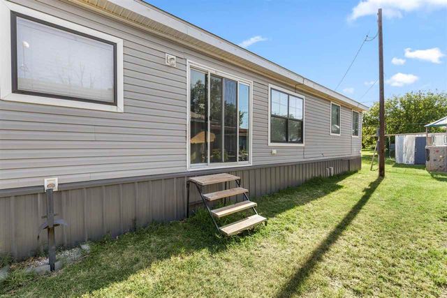 206 PARK AVENUE, Electra, TX 76360