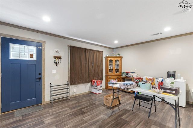 206 PARK AVENUE, Electra, TX 76360