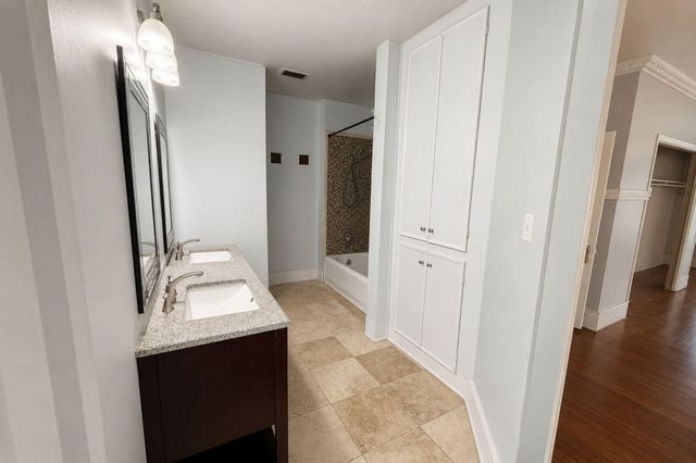 719 N Resident Street, Wharton, TX 77488