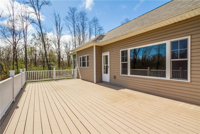 4976 Schoolhouse Road, Walworth, NY 14519
