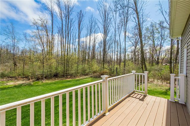 4976 Schoolhouse Road, Walworth, NY 14519