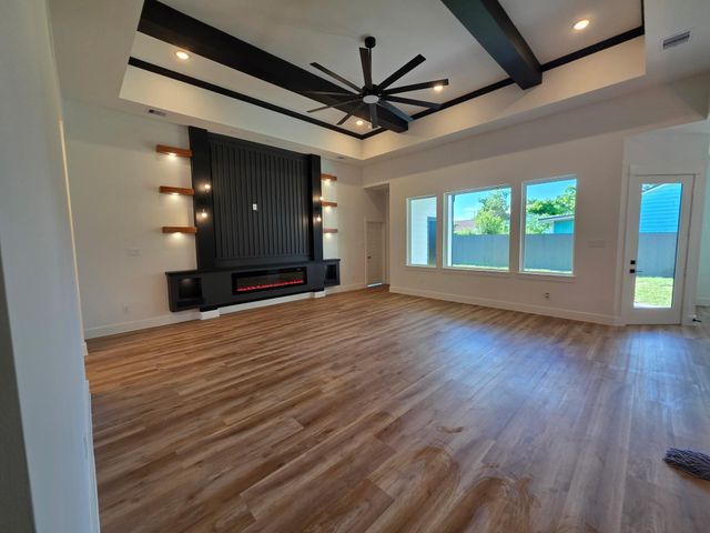 2503 North Avenue, Pasadena, TX 77506