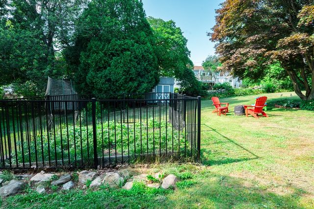 35 OLD PINE Road, Narragansett, RI 02882