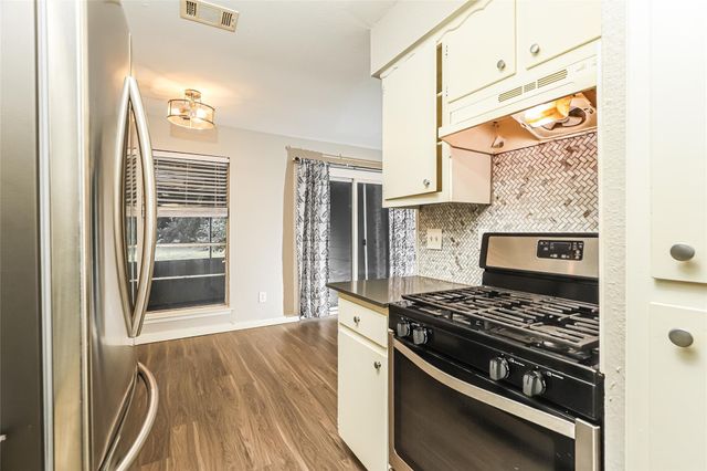 10615 Golden Quail DR A, Austin, TX 78758