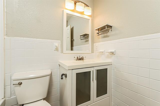 10615 Golden Quail DR A, Austin, TX 78758