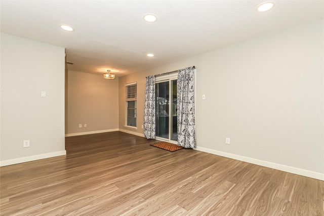 10615 Golden Quail DR A, Austin, TX 78758