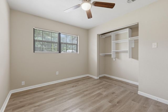 10011 Aves Street, Houston, TX 77034
