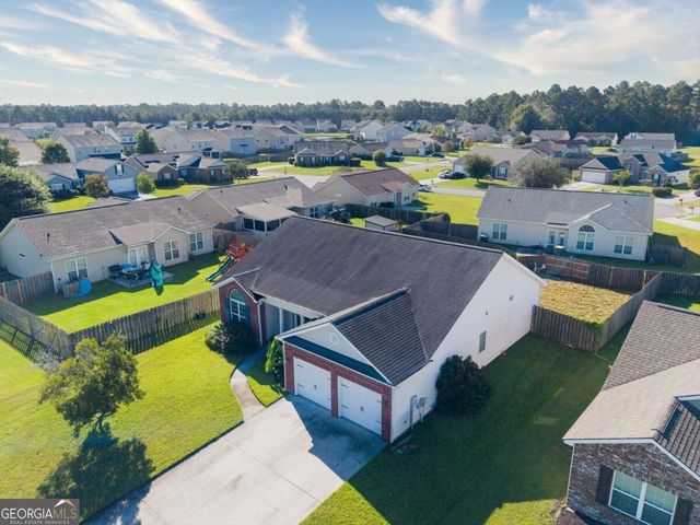 3 Bay Willow Court, Savannah, GA 31407