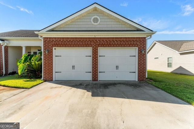 3 Bay Willow Court, Savannah, GA 31407