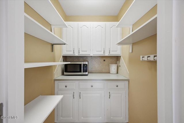 20 Orchard Drive, Queensbury, NY 12804