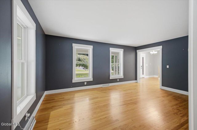 20 Orchard Drive, Queensbury, NY 12804