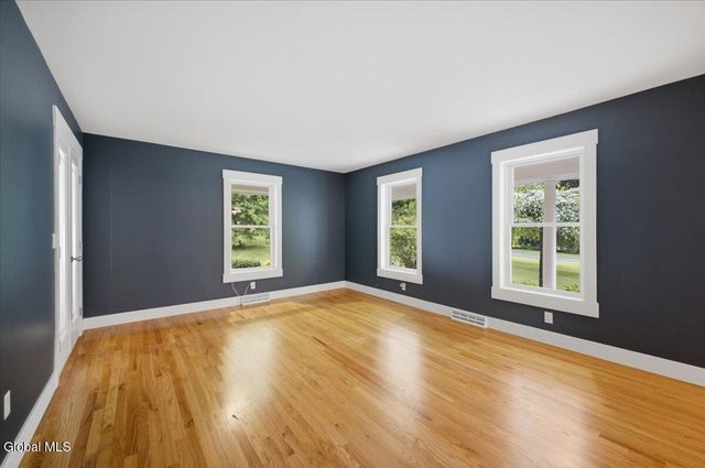 20 Orchard Drive, Queensbury, NY 12804