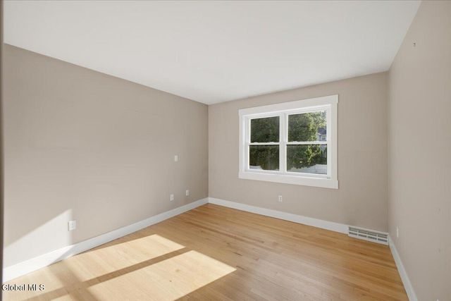 20 Orchard Drive, Queensbury, NY 12804
