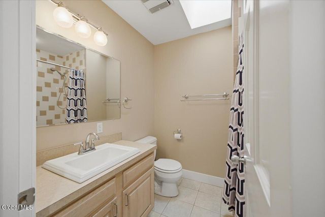20 Orchard Drive, Queensbury, NY 12804