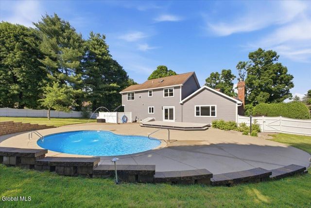 20 Orchard Drive, Queensbury, NY 12804