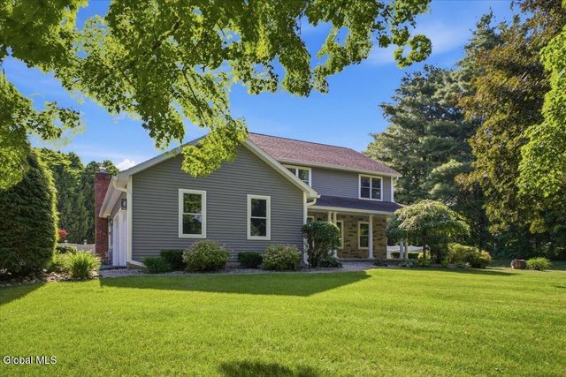 20 Orchard Drive, Queensbury, NY 12804