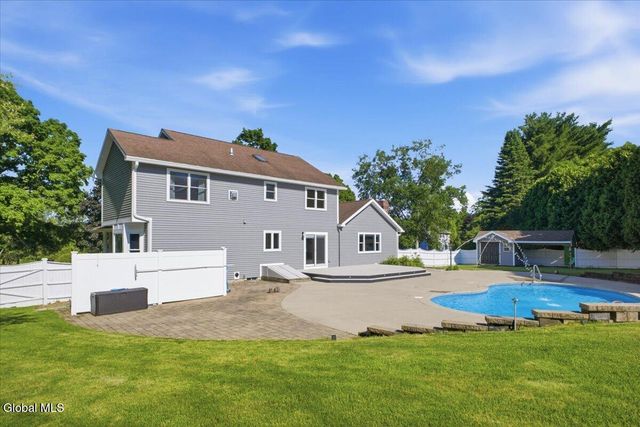 20 Orchard Drive, Queensbury, NY 12804