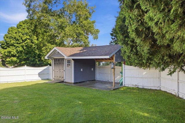 20 Orchard Drive, Queensbury, NY 12804