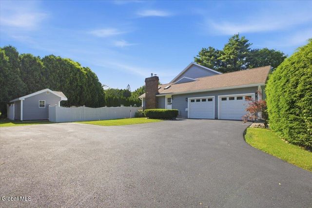 20 Orchard Drive, Queensbury, NY 12804