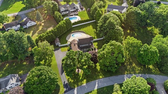 20 Orchard Drive, Queensbury, NY 12804