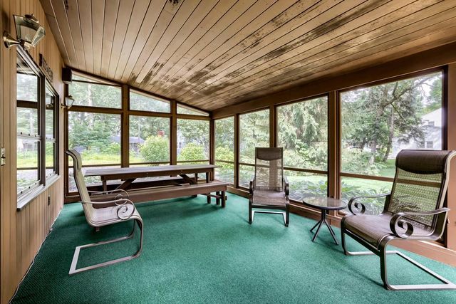 3081 Laverne Court N, Lake Elmo, MN 55042