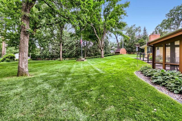 3081 Laverne Court N, Lake Elmo, MN 55042
