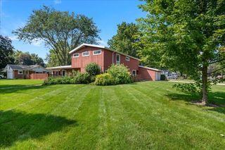 303 Central Avenue, Aurora, IL 60506