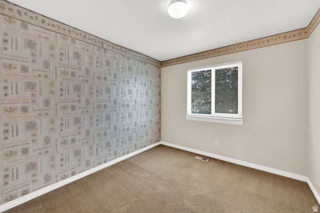 9592 WOOD PARK LN, South Jordan, UT 84009