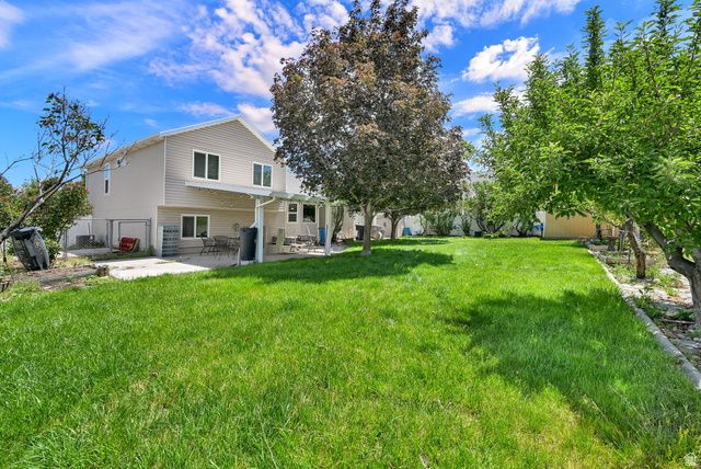 9592 WOOD PARK LN, South Jordan, UT 84009