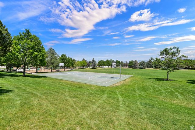 9592 WOOD PARK LN, South Jordan, UT 84009