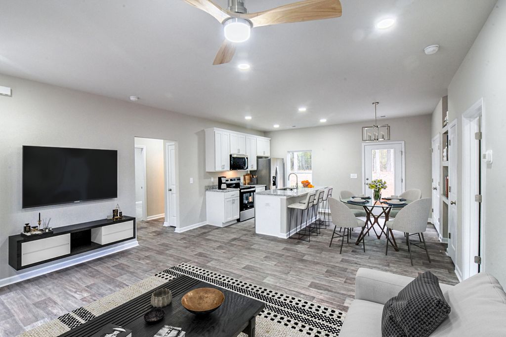 Image 6 of property listing at 141 Trotter Lane, Orangeburg, SC 29118