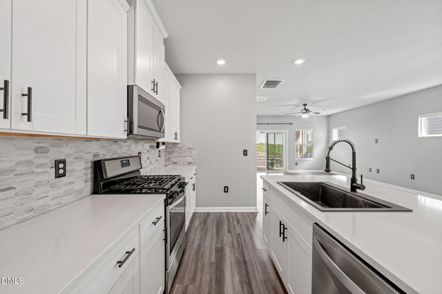 92 White Ash Drive, Clayton, NC 27527