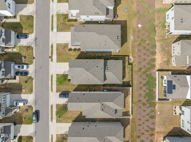 92 White Ash Drive, Clayton, NC 27527