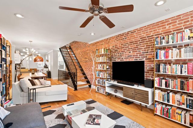 1124 S EAST AVE S, Baltimore, MD 21224
