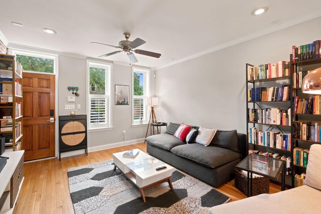 1124 S EAST AVE S, Baltimore, MD 21224