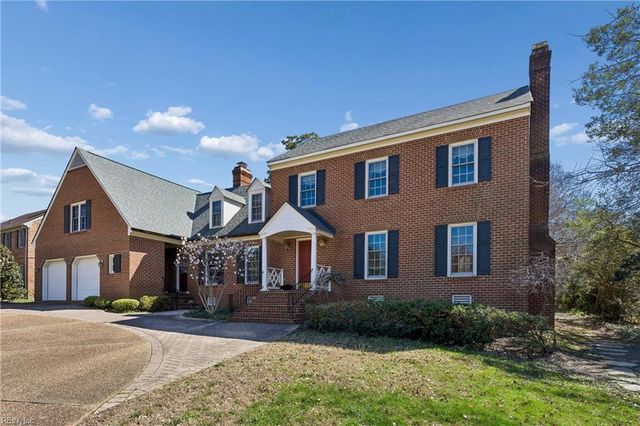 10 W Governor DR, Newport News, VA 23602