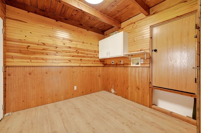 858 County Road 1006, Celeste, TX 75423