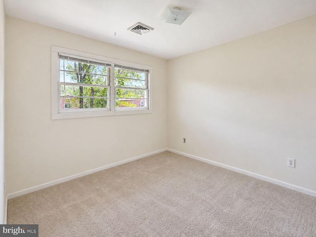 8614 LINTON HALL RD, Bristow, VA 20136