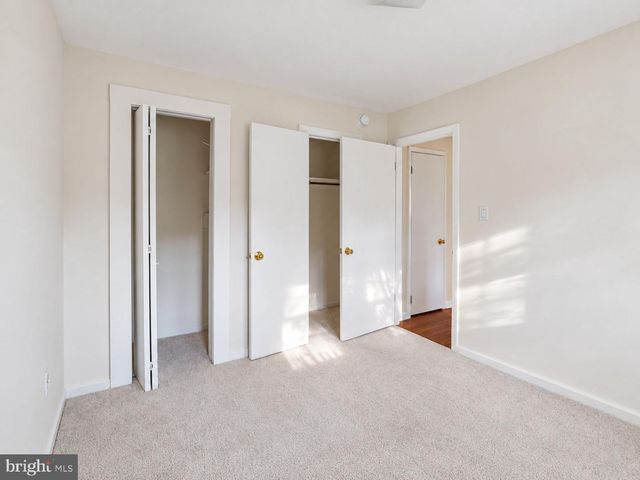 8614 LINTON HALL RD, Bristow, VA 20136