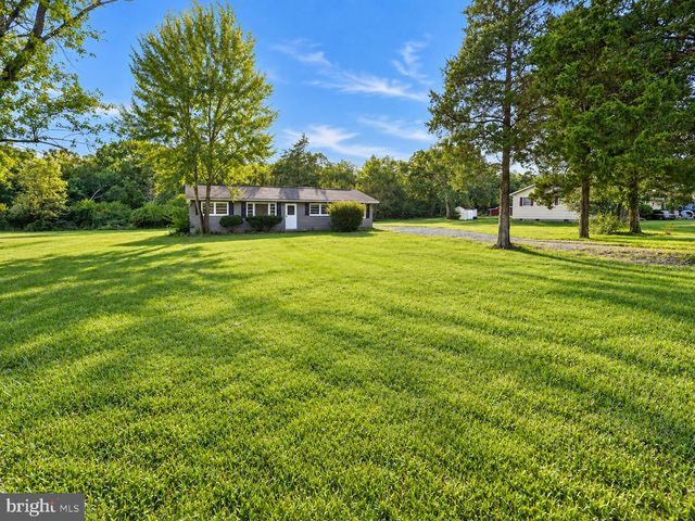 8614 LINTON HALL RD, Bristow, VA 20136