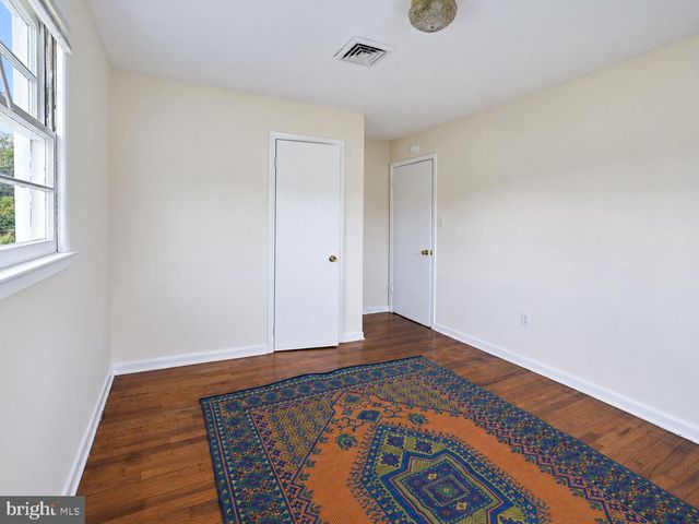 8614 LINTON HALL RD, Bristow, VA 20136