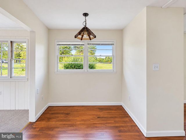 8614 LINTON HALL RD, Bristow, VA 20136